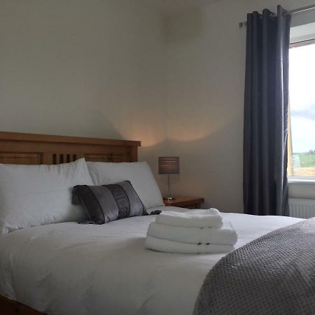 Marty'S Halfway House Hotel Westport Kültér fotó
